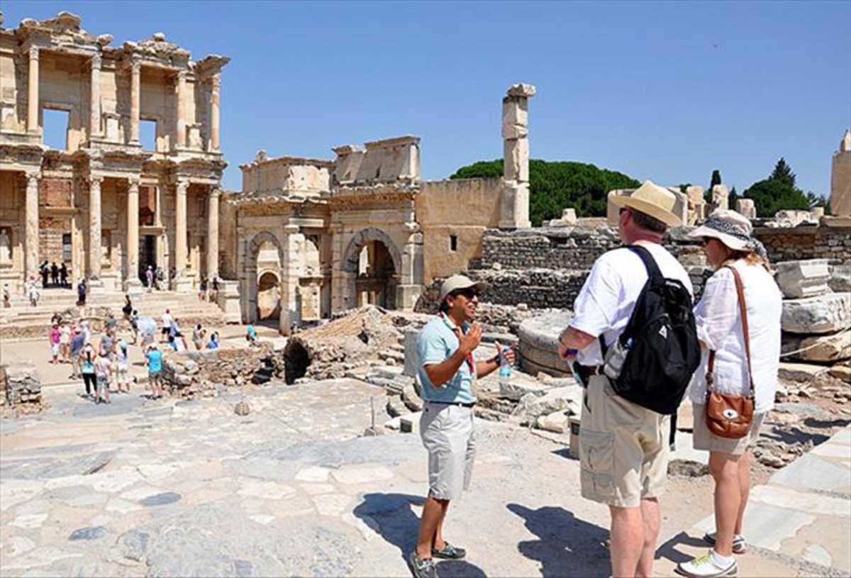 T&Uuml;İK a&ccedil;ıkladı! Turizm gelirinde tarihi rekor: 65 milyar doları aştı, G&ouml;rsel 4
