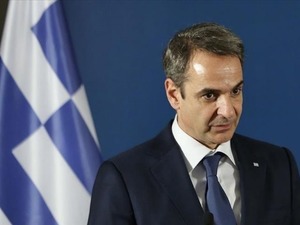 Yunanistan Başbakanı Mi&ccedil;otakis, anayasa değişikliğine gidileceğini a&ccedil;ıkladı