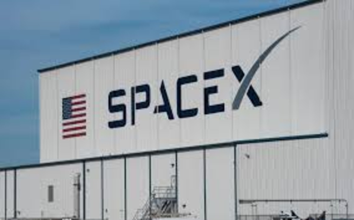 Elon Musk imparatorluğunu uzayda birleştirdi: ‘Trilyonluk dev doğdu!, Görsel 1