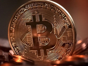 Bitcoin'de sert d&uuml;ş&uuml;ş! 24 saatte milyonlarca dolar piyasadan silindi