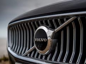 İsve&ccedil;li otomotiv devi Volvo&rsquo;nun hisseleri bir g&uuml;nde %25 değer kaybetti