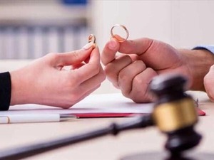 Boşanma sonrası nafakada "S&uuml;re" devrimi: Hangi evliliğe ka&ccedil; yıl nafaka &ouml;denecek?