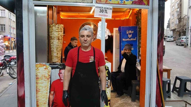 Her yerde 200 TL...Sadece orada 30 TL! İçecekten daha uygun fiyatlı tavuk döner, Görsel 1