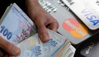 Kredi kartı aidatlarına enflasyonun 2 katı zam!