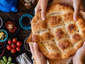 Oru&ccedil; A&ccedil;mak Servet Oldu: Ramazan &Ouml;ncesi Mutfakta B&uuml;y&uuml;k Yangın