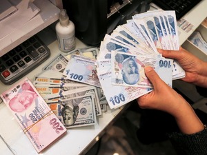 Dev Banka T&uuml;rkiye İ&ccedil;in Rakamı Verdi: Yatırımcılar Nefesini Tuttu! Dolar O Tarihte Bu Kadar Olacak...