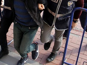 Ağrı'da uyuşturucu operasyonlarında 8 zanlı tutuklandı