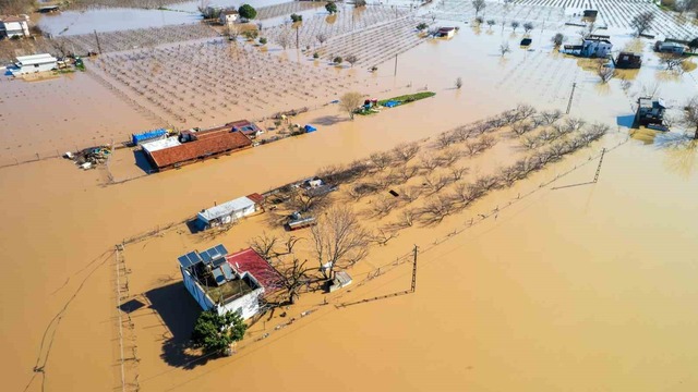 Gediz Nehri taştı, köprüler alarm veriyor, Görsel 2