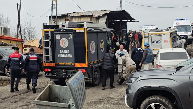 Zonguldak ta maden ocağı göçtü: Mahsur kalan işçiler var, Görsel 1