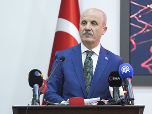 Y&Ouml;K Başkanı: &Uuml;niversite kontenjanları d&uuml;ş&uuml;r&uuml;lecek