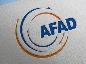 Manisa'da sağanak ve fırtınanın ardından hasar tespit &ccedil;alışmaları s&uuml;r&uuml;yor