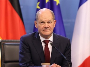 Almanya'nın eski Başbakanı Scholz'un sekreterinin Epstein belgelerinde adının ge&ccedil;tiği ortaya &ccedil;ıktı