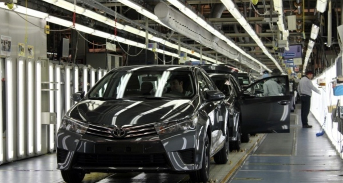 Toyota Mart ayına zamla giriş yaptı! En ucuz modele y&uuml;zde 4 zam: Toyota Corolla 1.770.000 TL oldu, G&ouml;rsel 1