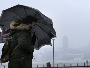 Meteoroloji'den peş peşe uyarılar: Sıcaklıklar d&uuml;ş&uuml;yor, kar ve &ccedil;ığ riski geliyor!
