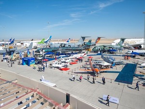 Dubai Havalimanı'nda u&ccedil;uşlar yeniden başladı