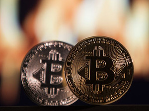 Bitcoin i&ccedil;in kırılma noktası: İran&ndash;ABD gerilimi sonrası 70 bin dolar eşiği
