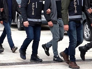 D&ouml;şemealtı Belediyesine operasyon! 22 kişiye g&ouml;zaltı