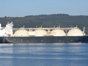 LNG ithalat&ccedil;ısı &uuml;lkeler alternatif tedarik kaynakları arayışında