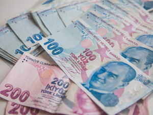 TCMB'den swap hamlesi! D&ouml;viz karşılığı TL işlemleri başladı
