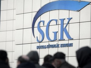 SGK harekete ge&ccedil;ti: Emekli maaşları yeniden hesaplanıyor