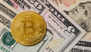 Dev şirket hisse sattı 100 milyon dolarlık BTC aldı
