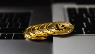 Bitcoin ETF'lerinde tarihi geri &ccedil;ekilme