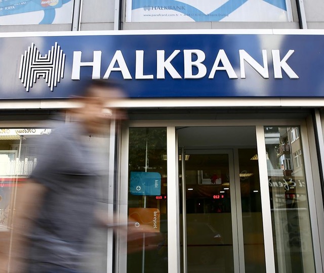 Halkbank'ta &uuml;&ccedil;&uuml;nc&uuml; halka arz: Hisseler tavandan inmiyor!