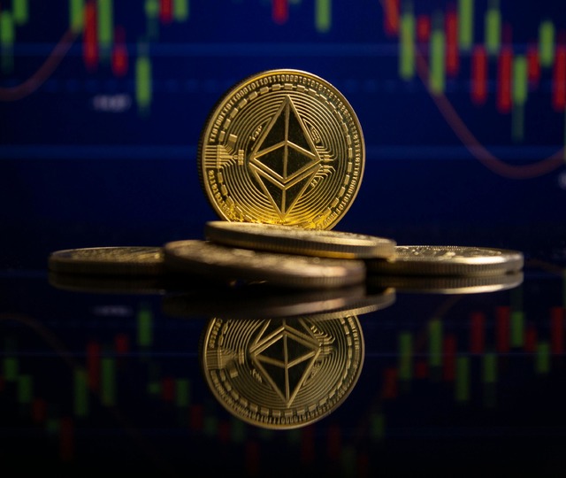 Ethereum d&uuml;şen kanalı kırmaya &ccedil;alışıyor, 2.499 dolar kritik