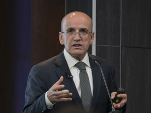 Bakan Şimşek: Riskler fırsata d&ouml;n&uuml;ş&uuml;yor