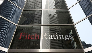 Fitch petrol fiyatları i&ccedil;in beklentisini revize etti!