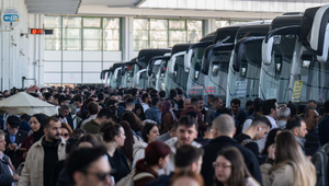 Otogarda &ccedil;ifte bayram hareketliliği: 12 bin ek sefer geliyor