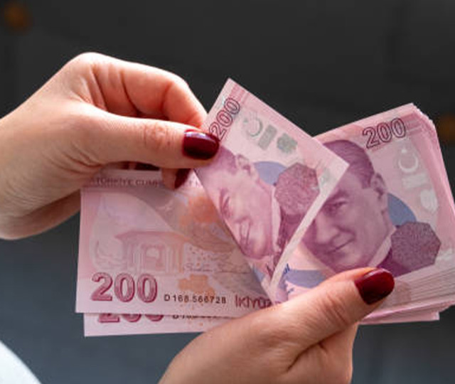 2000 sonrası sigorta girişi olanlar araştırıyor: Kademeli emeklilik &ccedil;ıkacak mı?