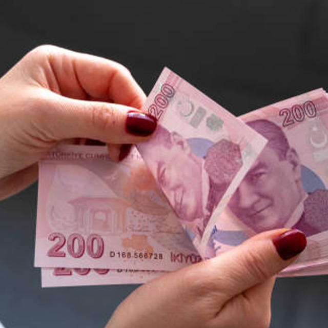 2000 sonrası sigorta girişi olanlar araştırıyor: Kademeli emeklilik &ccedil;ıkacak mı?