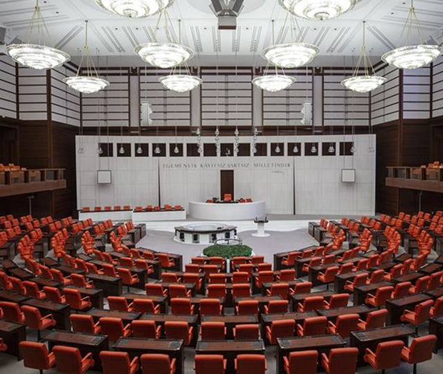 Yeni haftada Meclis'te vergi paketi g&ouml;r&uuml;ş&uuml;lecek! Şirketlere 72 ay &ouml;deme kolaylığı