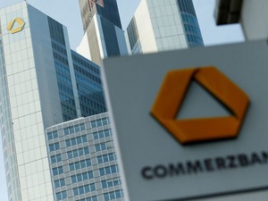 Commerzbank&rsquo;tan UniCredit&rsquo;in milyarlık teklifine "Red" &ccedil;ağrısı!