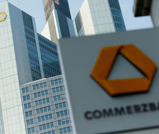 Commerzbank&rsquo;tan UniCredit&rsquo;in milyarlık teklifine "Red" &ccedil;ağrısı!