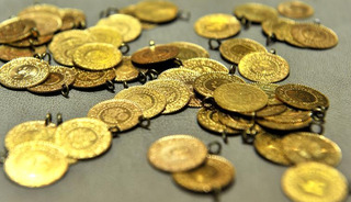 Gram altın d&uuml;ş&uuml;şe ge&ccedil;ti! İşte g&uuml;ncel altın alış satış fiyatları