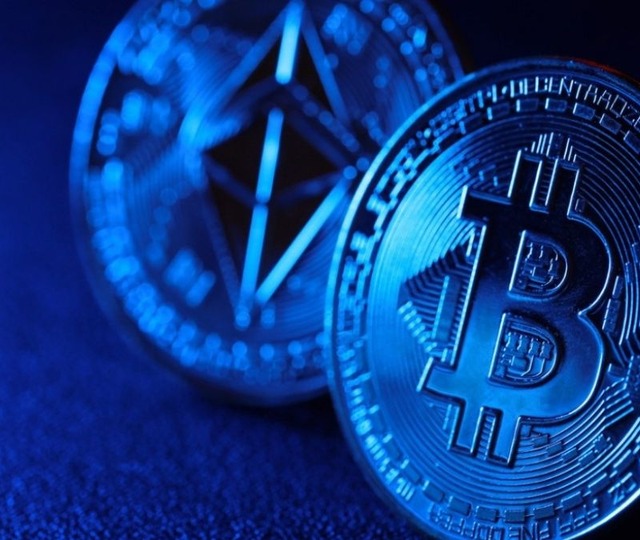 Kriptoda dev ayrışma: ETH, BTC'nin gerisinde kaldı, dev banka analistleri uyardı