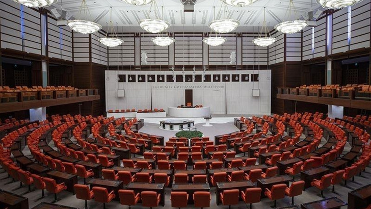 TBMM onayladı! Kamu bor&ccedil;larına 72 ay taksit ve yeni teşvikler