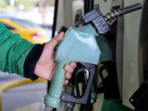 1 g&uuml;nde ters k&ouml;şe! Motorinde zam sonrası bu kez b&uuml;y&uuml;k indirim geliyor