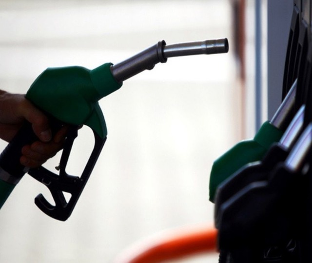 Akaryakıtta tablo değişti: Motorine indirim geldi