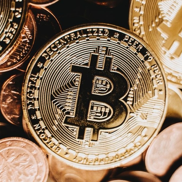 Bitcoin kritik desteği aşağı y&ouml;nl&uuml; kırdı! G&uuml;venli b&ouml;lgeden uzaklaşıyor