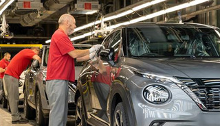 Japon otomotiv devinden geri adım! Milyon dolarlık proje askıya alındı