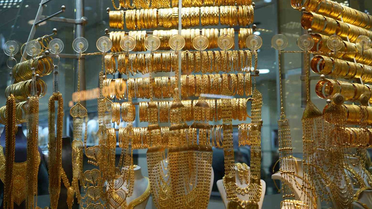 Altında ibre aşağı d&ouml;nd&uuml;! 26 Mayıs gram, &ccedil;eyrek altın fiyatları