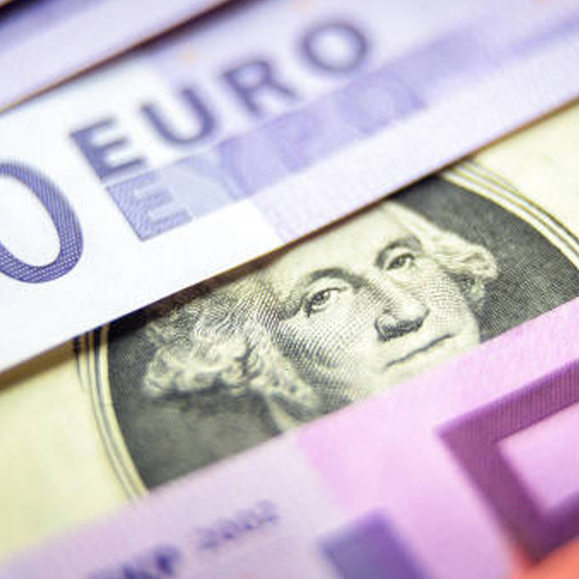 Haftanın son g&uuml;n&uuml;nde dolar ve euro ka&ccedil; TL? G&uuml;ncel fiyatlar
