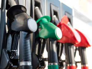 Benzin ve motorine indirim geliyor! 31 Mayıs g&uuml;ncel fiyatlar