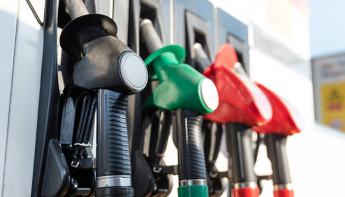 Benzin ve motorine indirim geliyor! 31 Mayıs g&uuml;ncel fiyatlar