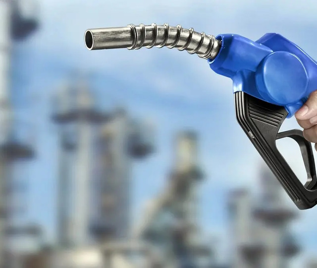 Benzine indirim var mı? Tarih belli oldu (1 Haziran akaryakıt fiyatları)