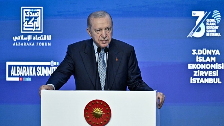 Erdoğan a&ccedil;ıkladı! Emlak Katılım borsaya geliyor, 3 banka tek &ccedil;atı altında toplanıyor