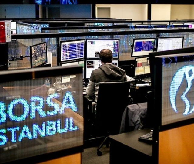 BIST100 haftayı artıda kapattı! İşte en &ccedil;ok kazandıran ve kaybettiren hisseler